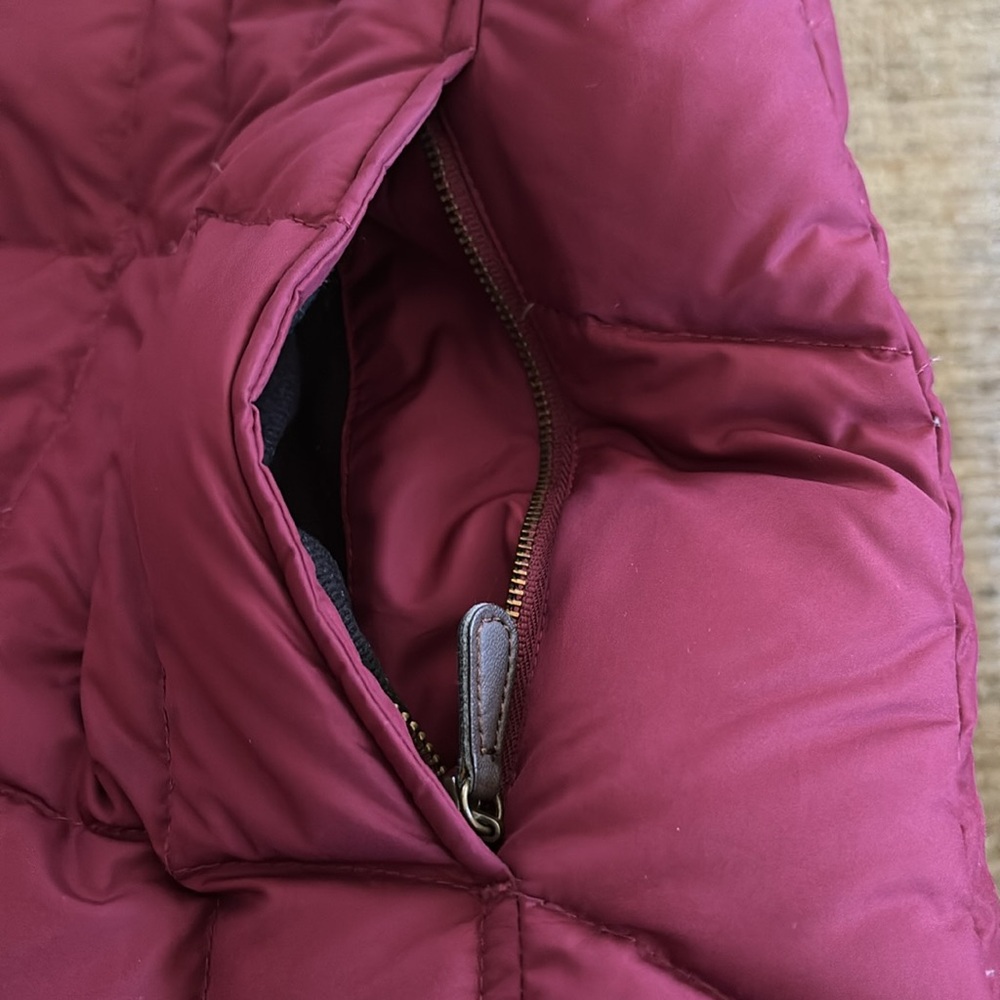 Eddie Bauer Ladies Goose Down Vest - Picture 8 of 10